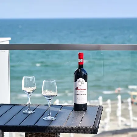 Sea Breeze In Infinity - Parking * Mamaia