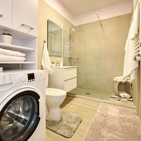 Sea Breeze In Infinity - Parking Apartment Mamaia