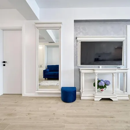 Sea Breeze In Infinity - Parking Mamaia