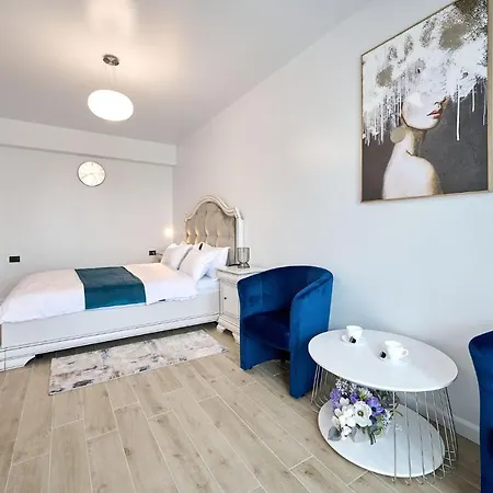 Sea Breeze In Infinity - Parking